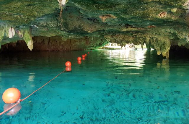Voyage sur-mesure, Visiter la Gran Cenote à Tulum