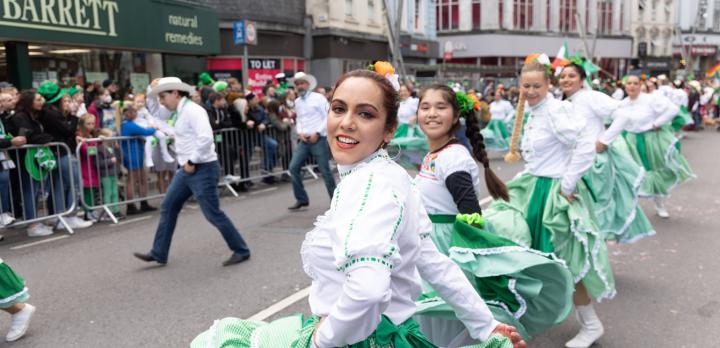 Voyage sur-mesure, Fêtons la Saint-Patrick : Une célébration aux couleurs de l’Irlande !