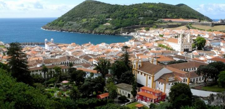 Voyage sur-mesure, Baleines, volcans et gastronomie aux Açores