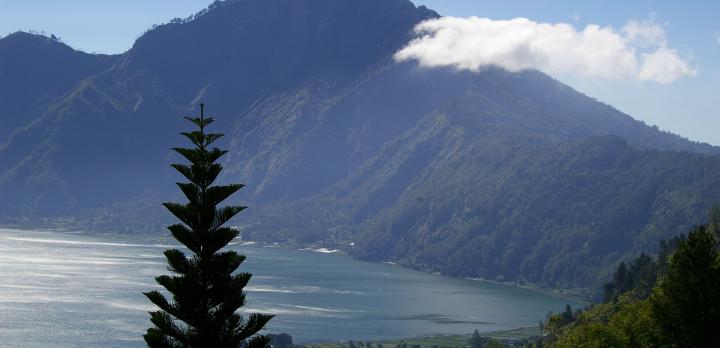 Voyage sur-mesure, Balade à vélo autour du lac Batur