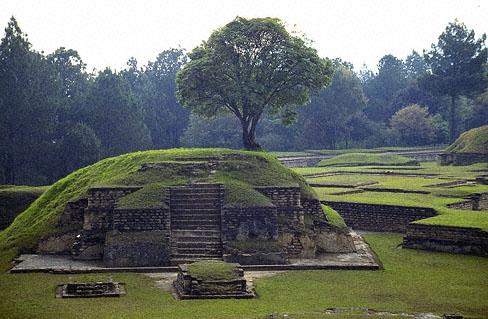 Voyage sur-mesure, Le site d'Iximche