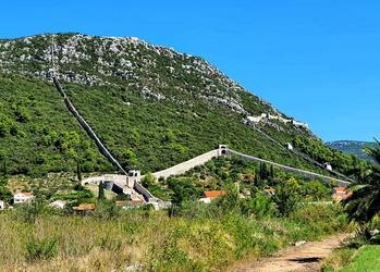 Voyage sur-mesure, La Grande Muraille d'Europe