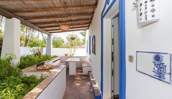 Voyage sur-mesure, Maison restaurée dans le pur style d'Algarve