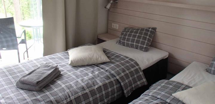 Voyage sur-mesure, Guesthouse en bord de rivière ***