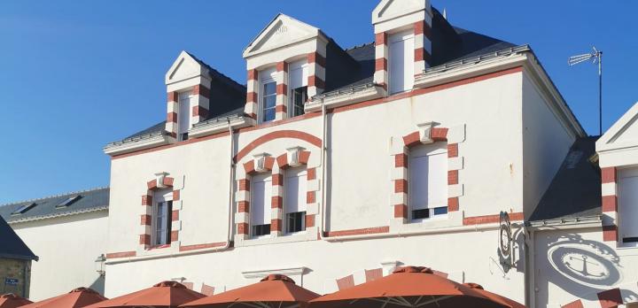 Voyage sur-mesure, Hôtel vue sur mer