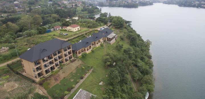 Voyage sur-mesure, Hôtel standard sur les rives du Lac Kivu