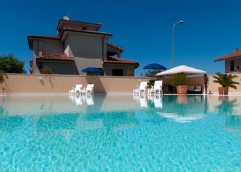 Voyage sur-mesure, Hôtel confortable au coeur de la région arboricole