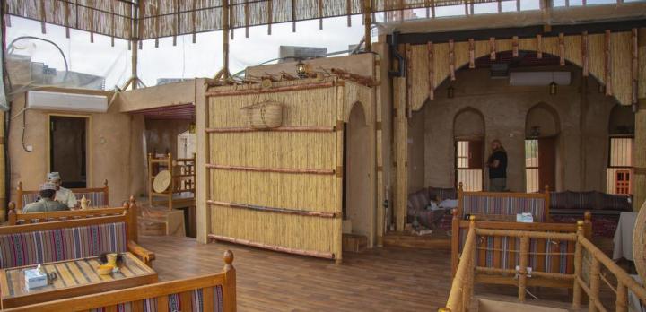 Voyage sur-mesure, Petit hôtel traditionnel au coeur de Nizwa