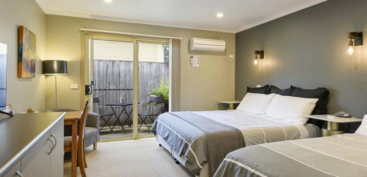 Voyage sur-mesure, Motel standard à Strahan