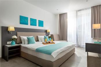 Voyage sur-mesure, Bel hôtel en front de mer avec piscine