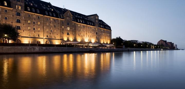 Voyage sur-mesure, Hôtel de charme avec une vue fantastique sur le vieux port