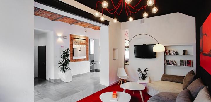 Voyage sur-mesure, Hotel central confortable