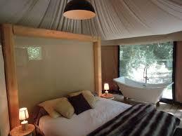 Voyage sur-mesure, Lodge de catégorie supérieur au bord de l'Ardèche