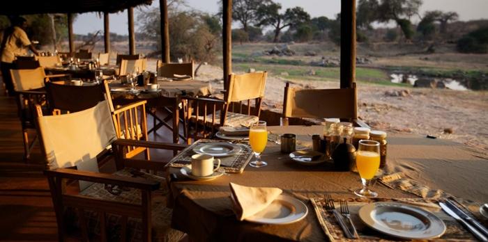 Voyage sur-mesure, Joli lodge au bord de la rivière Ruaha