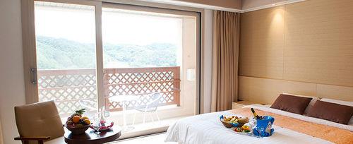 Voyage sur-mesure, Hôtel moderne