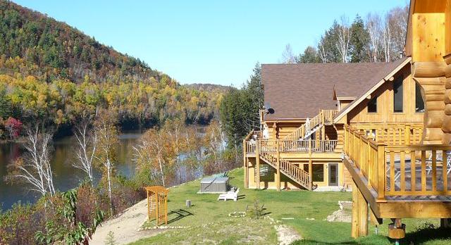 Voyage sur-mesure, Auberge de Bois rond