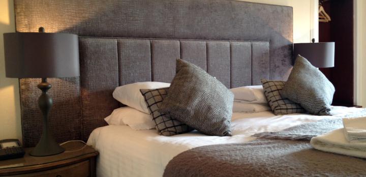 Voyage sur-mesure, Hôtel confortable avec vue mer