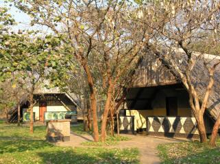 Voyage sur-mesure, Hébergement simple en réserve privée au sud de Lusaka