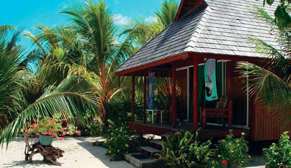 Voyage sur-mesure, Pension sur un motu à Maupiti