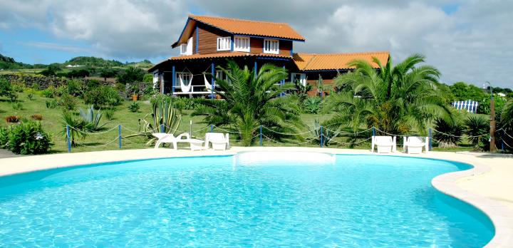 Voyage sur-mesure, Chambre d'hôtes avec piscine