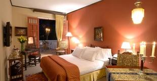Voyage sur-mesure, Hôtel de luxe