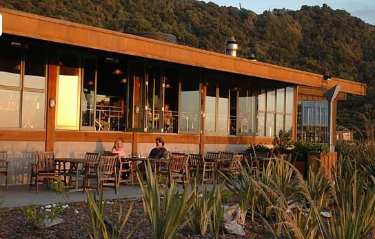 Voyage sur-mesure, resort au bord de la mer à Punakaiki