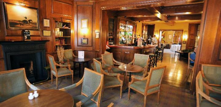 Voyage sur-mesure, Hôtel dans la vieille ville