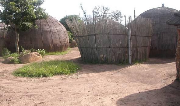 Voyage sur-mesure, Huttes traditionnelles au Swaziland