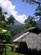 Voyage sur-mesure, Bungalows au pied des volcans