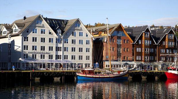 Voyage sur-mesure, Hôtel de bon confort dans le port ***