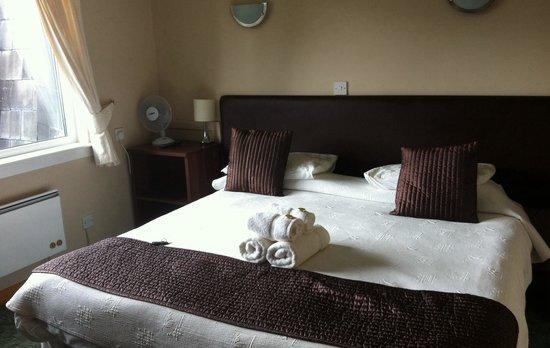 Voyage sur-mesure, Hotel B&B avec vue sur le Loch Broom