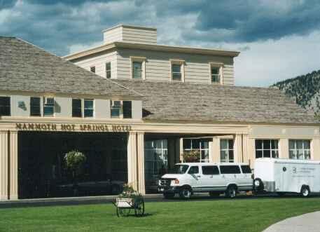 Voyage sur-mesure, Mammoth Hot Springs Hotel