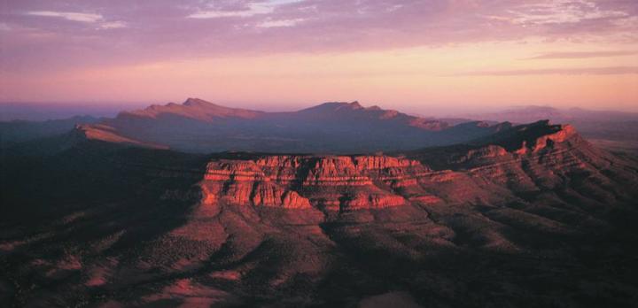 Voyage sur-mesure, L'Australie autrement : d'Adelaide aux Flinders Range, Ayers Rock et aventure en Ghan