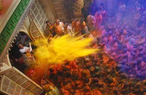 Voyage sur-mesure, Festival Holi