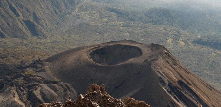 Voyage sur-mesure, Trek en Tanzanie : Ascension du Mont Meru