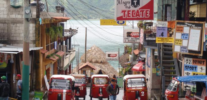 Voyage sur-mesure, Des hautes terres du Guatemala au Rio Dulce en famille