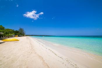 Voyage sur-mesure, De Treasure Beach à Negril, entre plages et culture rasta