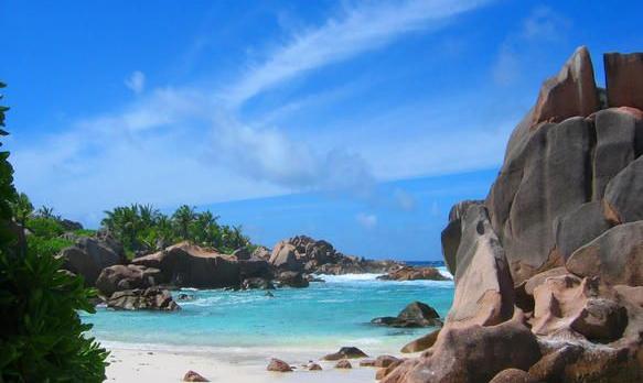 Voyage sur-mesure, Séjour à Praslin dans un magnifique hôtel 5*