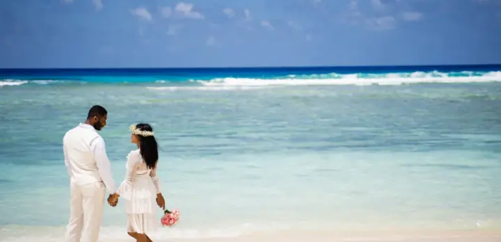 Voyage sur-mesure, Voyage de noces luxe aux Seychelles  de deux semaines: de Praslin à Silhouette