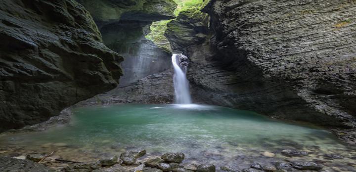 Voyage sur-mesure, Avec votre voiture : Entre mer, lacs et montagnes