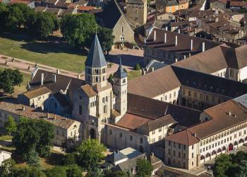 Voyage sur-mesure, Cluny