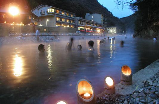 Voyage sur-mesure, Kawayu onsen