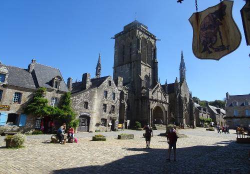 Voyage sur-mesure, Locronan