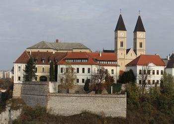 Voyage sur-mesure, Veszprém