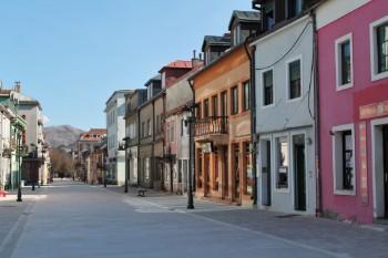 Voyage sur-mesure, Cetinje