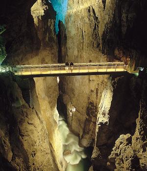 Voyage sur-mesure, Grottes de Skocjan