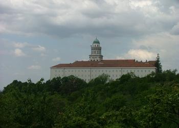 Voyage sur-mesure, Pannonhalma