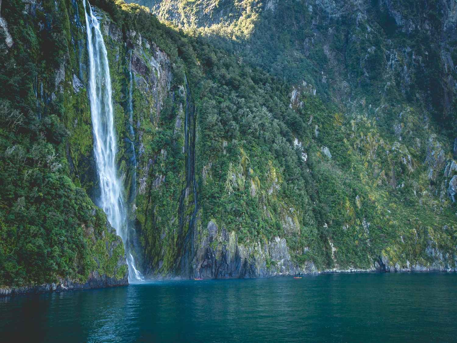 Fjord - Milford Sound.jpg