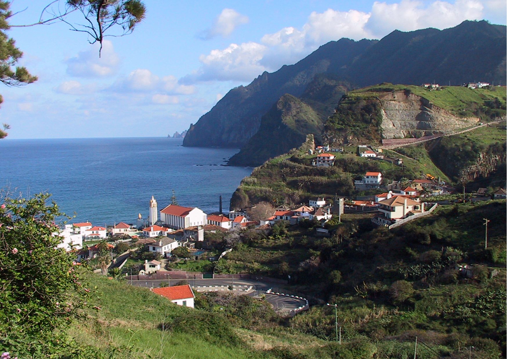 Voyage sur-mesure, Porto Da Cruz et la fabrication du rhum de Madère