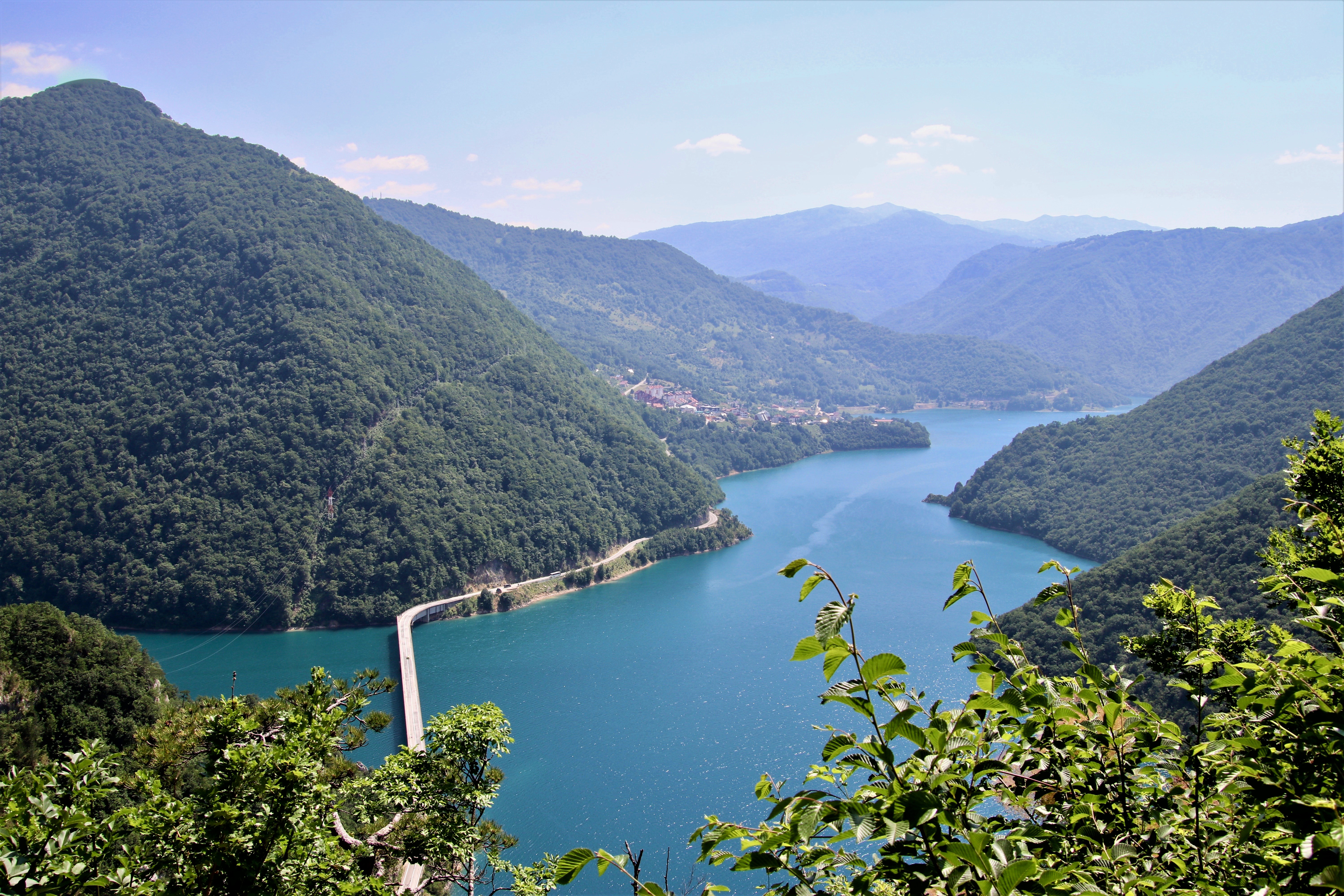 Voyage sur-mesure, La région de Piva